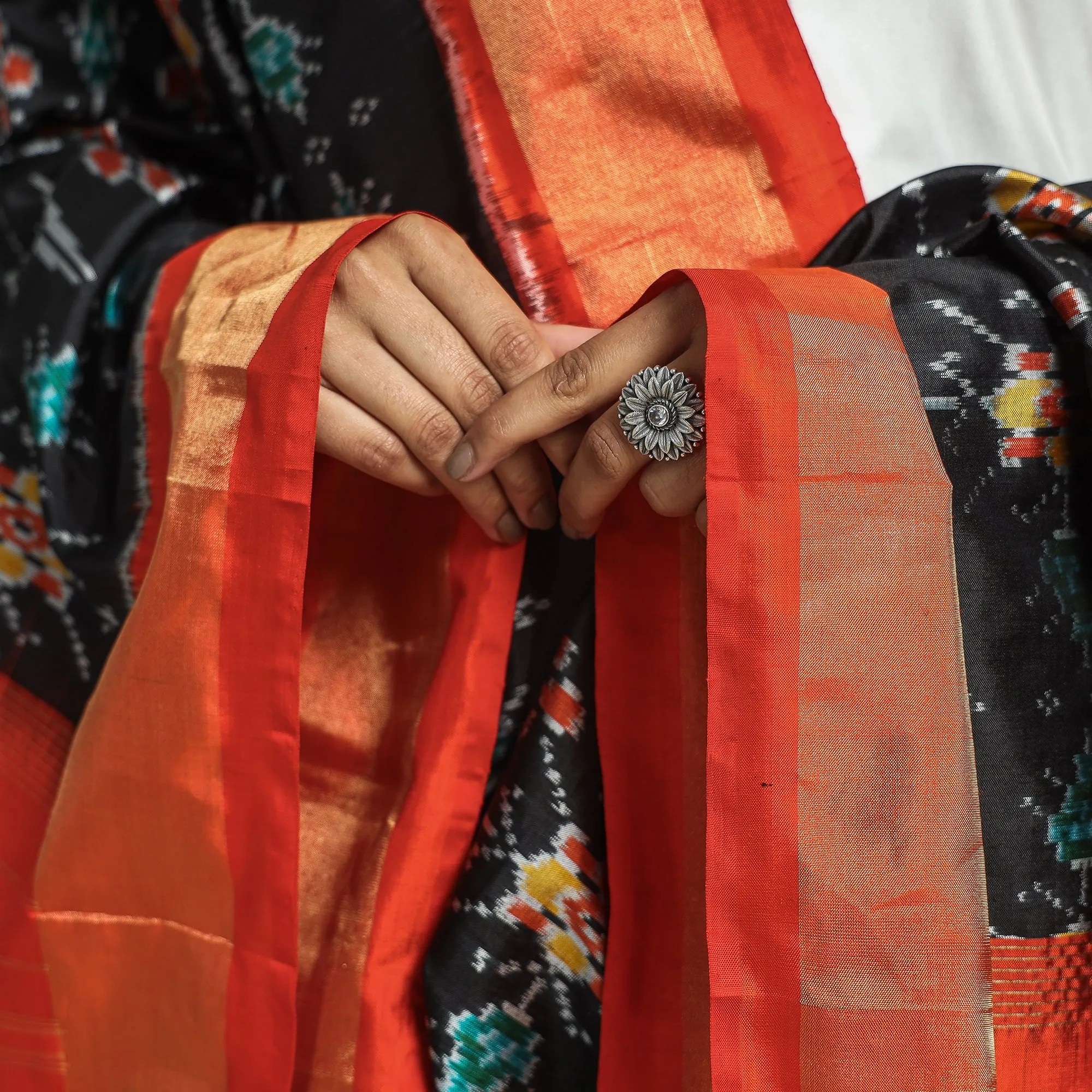 Black - Handwoven Pochampally Ikat Pure Mulberry Silk Dupatta with Zari Border