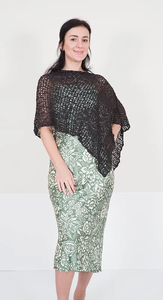 Mimosa Ladies Popcorn Crochet Stretch Lace Fish Net Batwing Small Poncho
